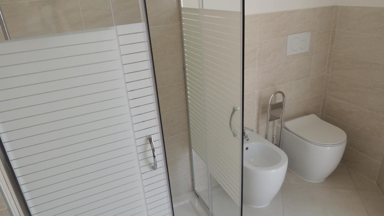 Casa Vacanza Mariateresa Valeggio sul Mincio Bagian luar foto
