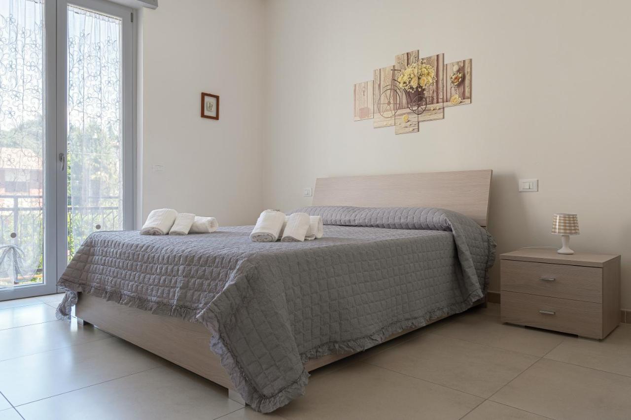 Casa Vacanza Mariateresa Valeggio sul Mincio Bagian luar foto
